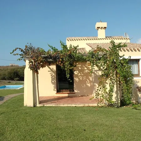 Sirena Sleeps 6 Pool Wifi