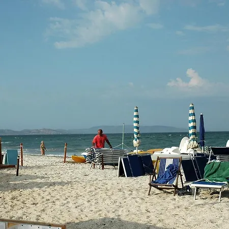 Villa Sirena Sleeps 6 Pool Wifi Stintino